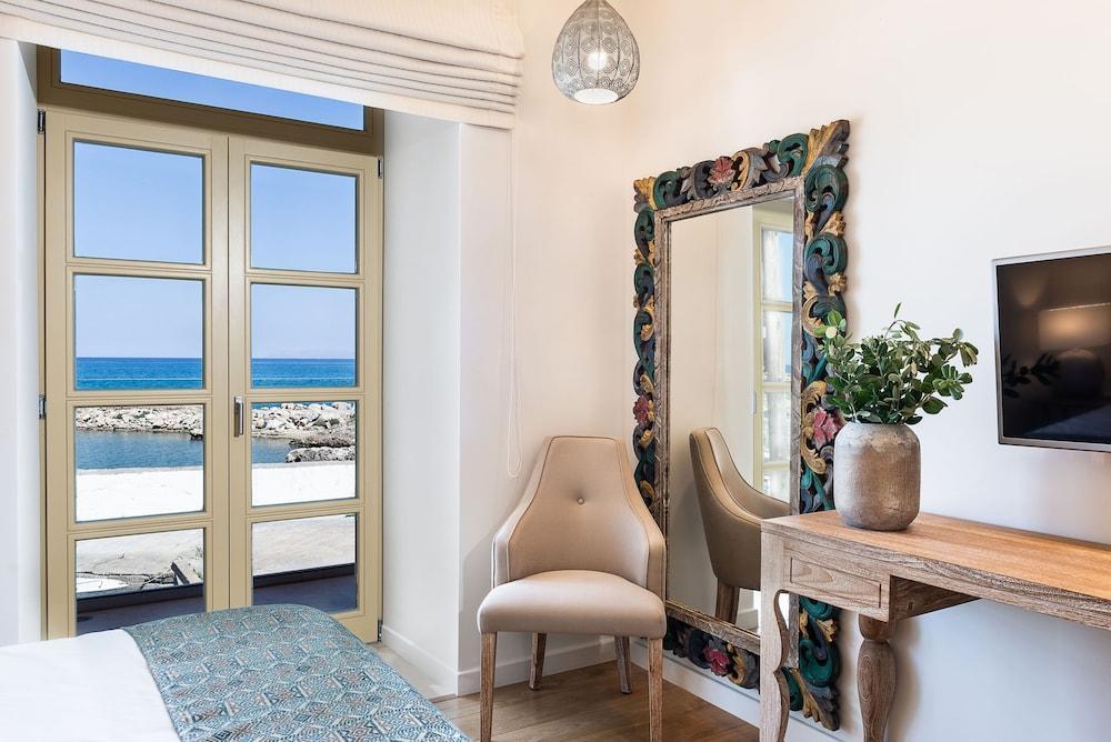 Avra Apartments Kolymbari Harbour المظهر الخارجي الصورة