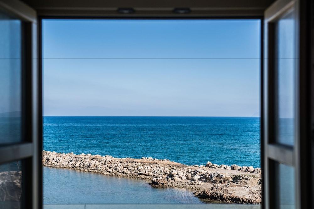Avra Apartments Kolymbari Harbour المظهر الخارجي الصورة